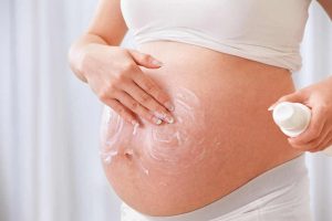 7 Cara Menghilangkan Stretch Mark Saat Hamil Lengkap