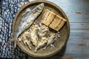 3 Manfaat Ikan Asin untuk Ibu Hamil, Apa Saja?