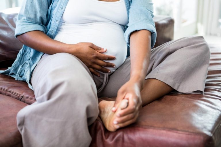 Plantar Fasciitis: Penyebab, Gejala, dan Pengobatan yang Efektif Terutama Saat Kehamilan