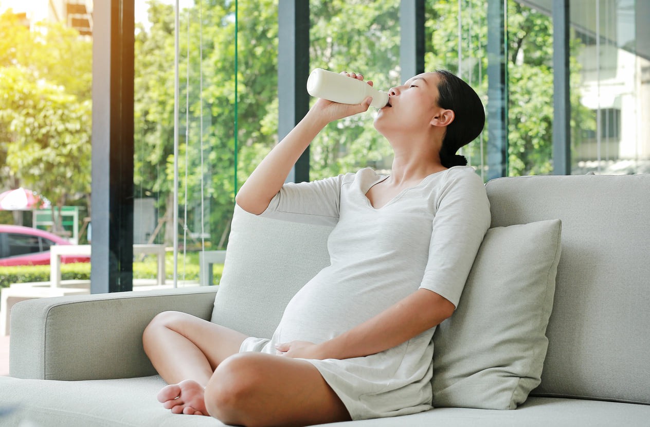 Bolehkah Ibu Hamil Minum Yakult? Berikut Penjelasannya
