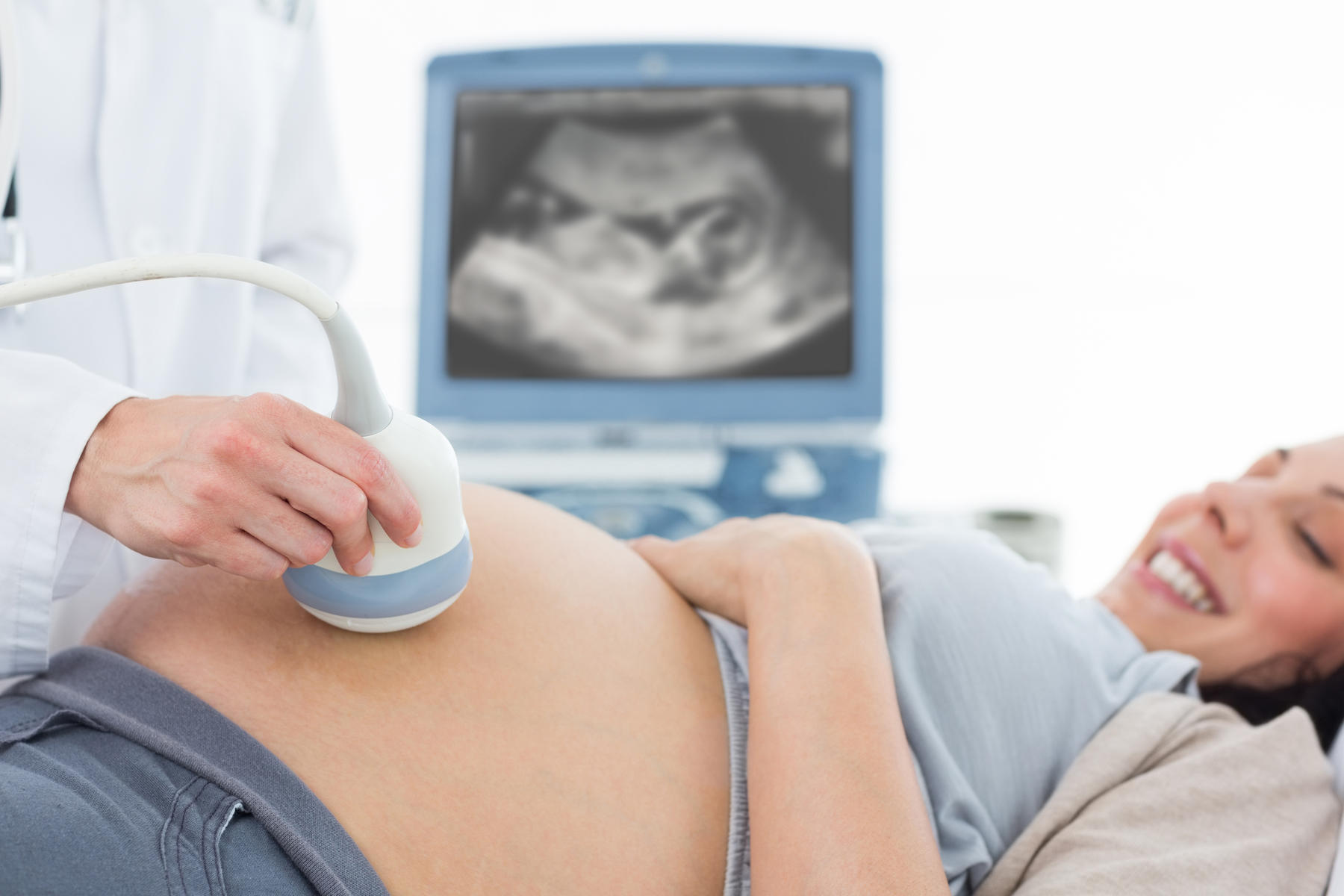 6 Ciri Bayi Sehat dalam Kandungan Di Usia 8 Bulan
