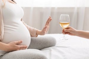 Ini 5 Minuman yang Tidak Boleh Diminum Ibu Hamil