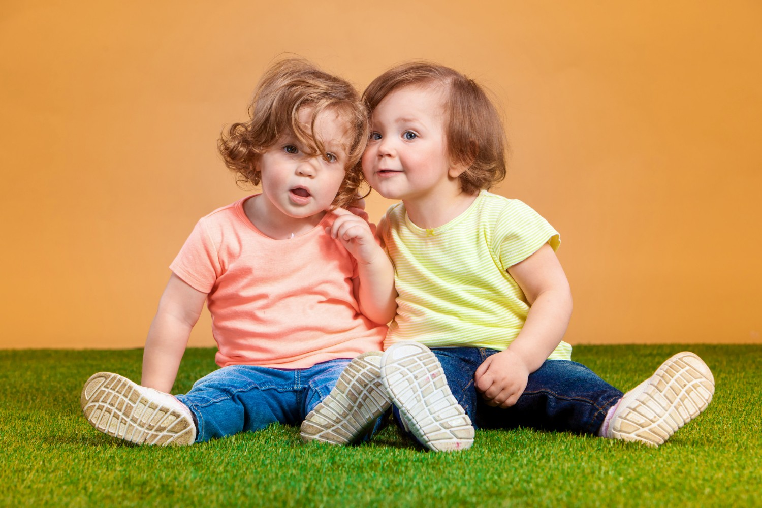Penjelasan serta Ciri Lengkap dari Bayi Kembar Monozigot dan Dizigot, Simak di Sini!
