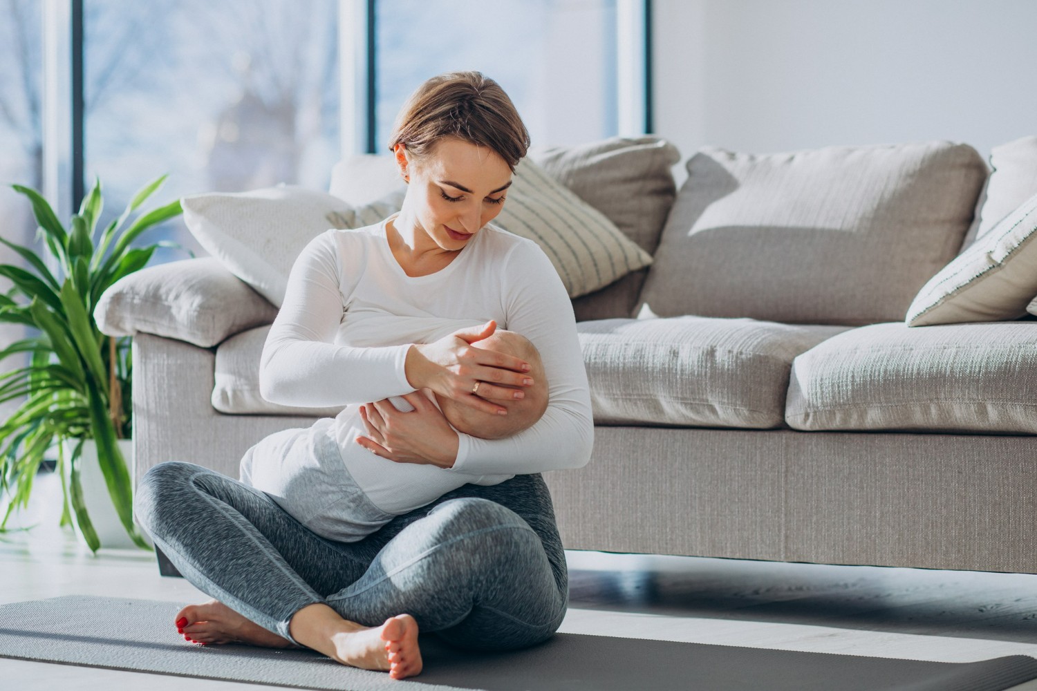 Recognizing the Different Color of Breast milk during Pregnancy and its Causes