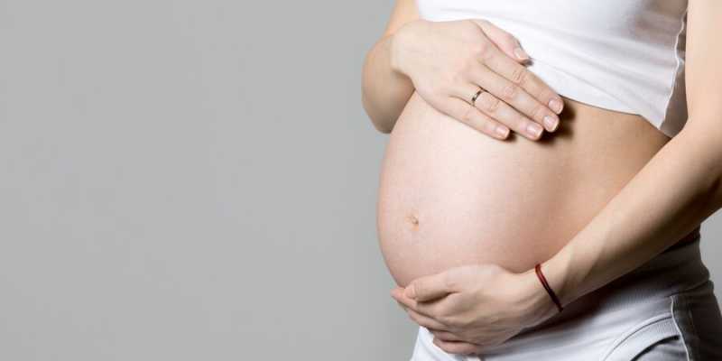 Tontonan yang Dilarang Saat Hamil: Suka Moms Tonton?